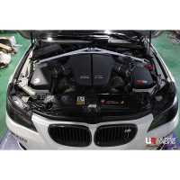 [BMW M5 E60 05-10 UltraRacing 4-point front upper Strut Bar]