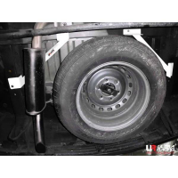 [Hyundai H1 07+ 2.5D UltraRacing 2x 2-point rear Bars 1620]