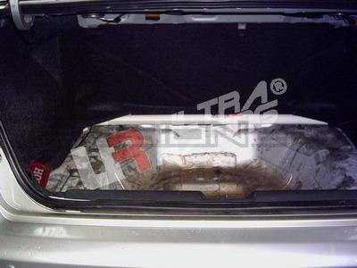 [Obr.: 10/55/16/8-honda-civic-01-05-2-4d-ultra-r-rear-upper-strutbar-081-1696468400.jpg]