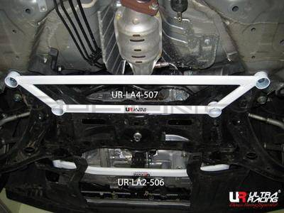 [Obr.: 10/55/27/8-honda-crz-jazz-insight-08-ultraracing-4-point-front-h-brace-1696468550.jpg]