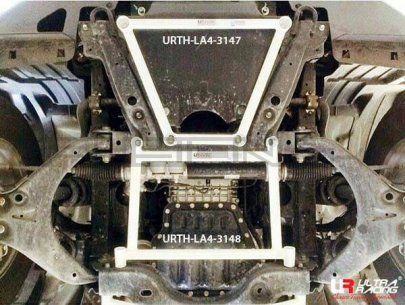 [Obr.: 10/55/47/2-isuzu-mu-x-rf10-2.5-2wd-13-21-ultraracing-4-point-front-lower-brace-1696468796.jpg]