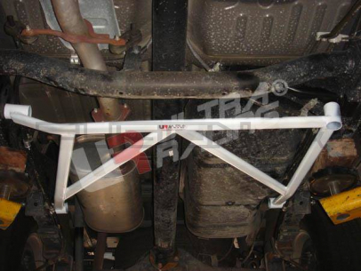 [Obr.: 10/55/76/7-mitsubishi-triton-l200-06-ultra-r-4-point-rear-l-brace-639-1696469288.jpg]