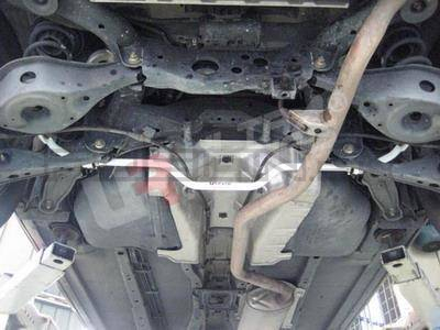 [Obr.: 10/55/81/9-nissan-murano-2wd-06-ultraracing-rear-sway-bar-22mm-1696469371.jpg]