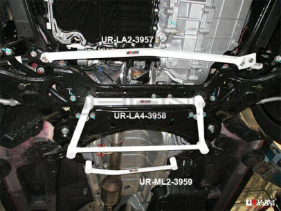 [Obr.: 10/55/95/0-proton-x70-1.8t-2wd-cbu-ckd-19-ultraracing-2-point-front-lower-tiebar-1696469616.jpg]