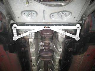 [Obr.: 10/55/95/9-renault-clio-c-05-ultraracing-4-point-front-h-brace-1696469630.jpg]