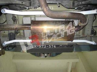 [Obr.: 10/56/01/5-suzuki-grand-vitara-j20a-ultraracing-rear-lower-tiebar-573-1696469718.jpg]