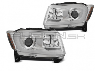 [Obr.: 10/63/62/7-chrysler-jeep-grand-cherokee-11-13-chrome-tube-light-seq-1699279585.jpg]