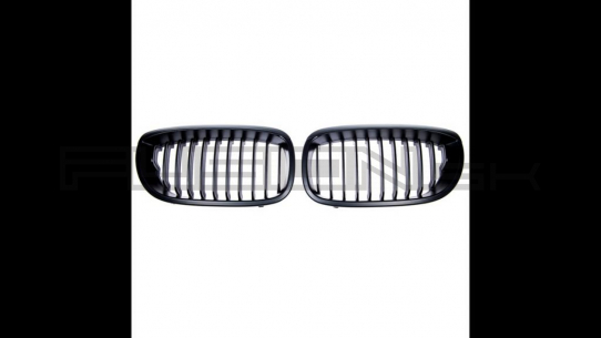 [Obr.: 10/96/49/2-sport-grille-single-line-matt-black-suitable-for-bmw-3-e46-coupe-convertible-facelift-2003-2006-1721729051.jpg]