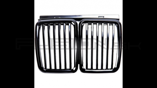 [Obr.: 10/97/50/3-sport-grille-single-line-gloss-black-suitable-for-bmw-3-e30-sedan-touring-convertible-1987-1994-1721731389.jpg]